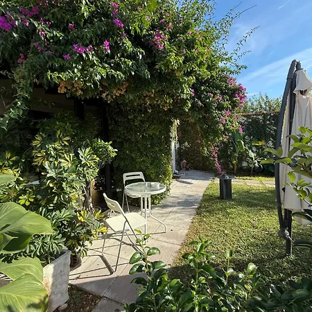Casagiardino Sofia Apartment Varcaturo