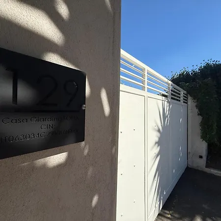Casagiardino Sofia Apartament *
